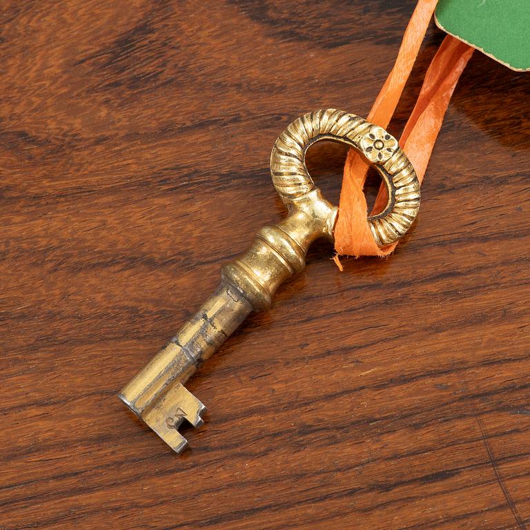 Hörnskåp, Louis XV stil, 1900-talets första hälft.