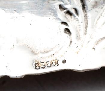 SOCKERSKÅL, GRÄDDKANNA OCH BRICKA, silver, Tyskland. Tot vikt 349 g.