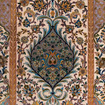 Matto, semiantiikkinen Isfahan, Keski-Persia, n. 240 x 156 cm.