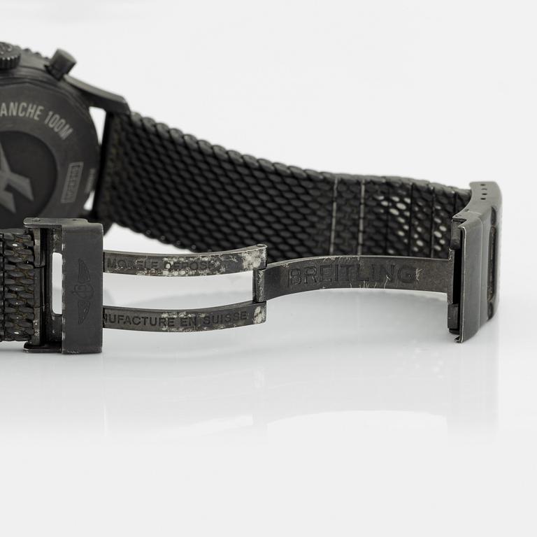 Breitling, Chronoliner, chronograph, wristwatch, 46 mm.