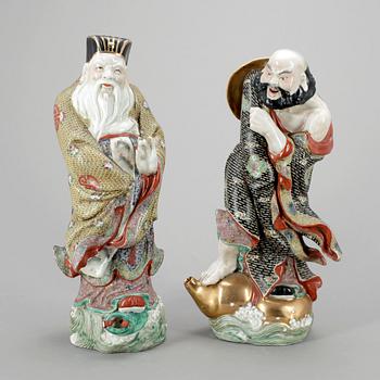 FIGURINER, ett par, porslin, Japan, 1900-tal.