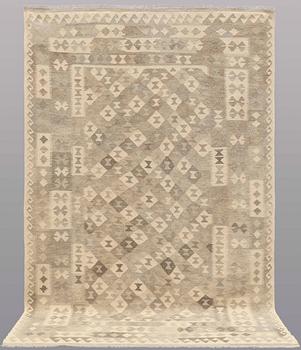 MATTA, Kelim, ca 300 x 188 cm.