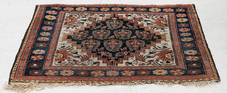 A semi-antique Malayir bag face, West Persia, c. 58 x 74 cm.