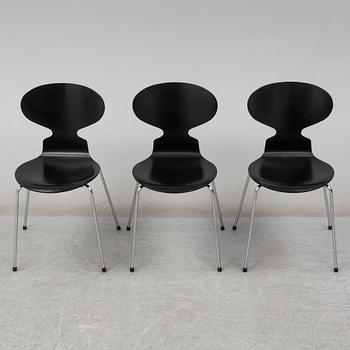 ARNE JACOBSEN, stolar, 3 st, "Myran", Fritz Hansen Danmark, 2005.