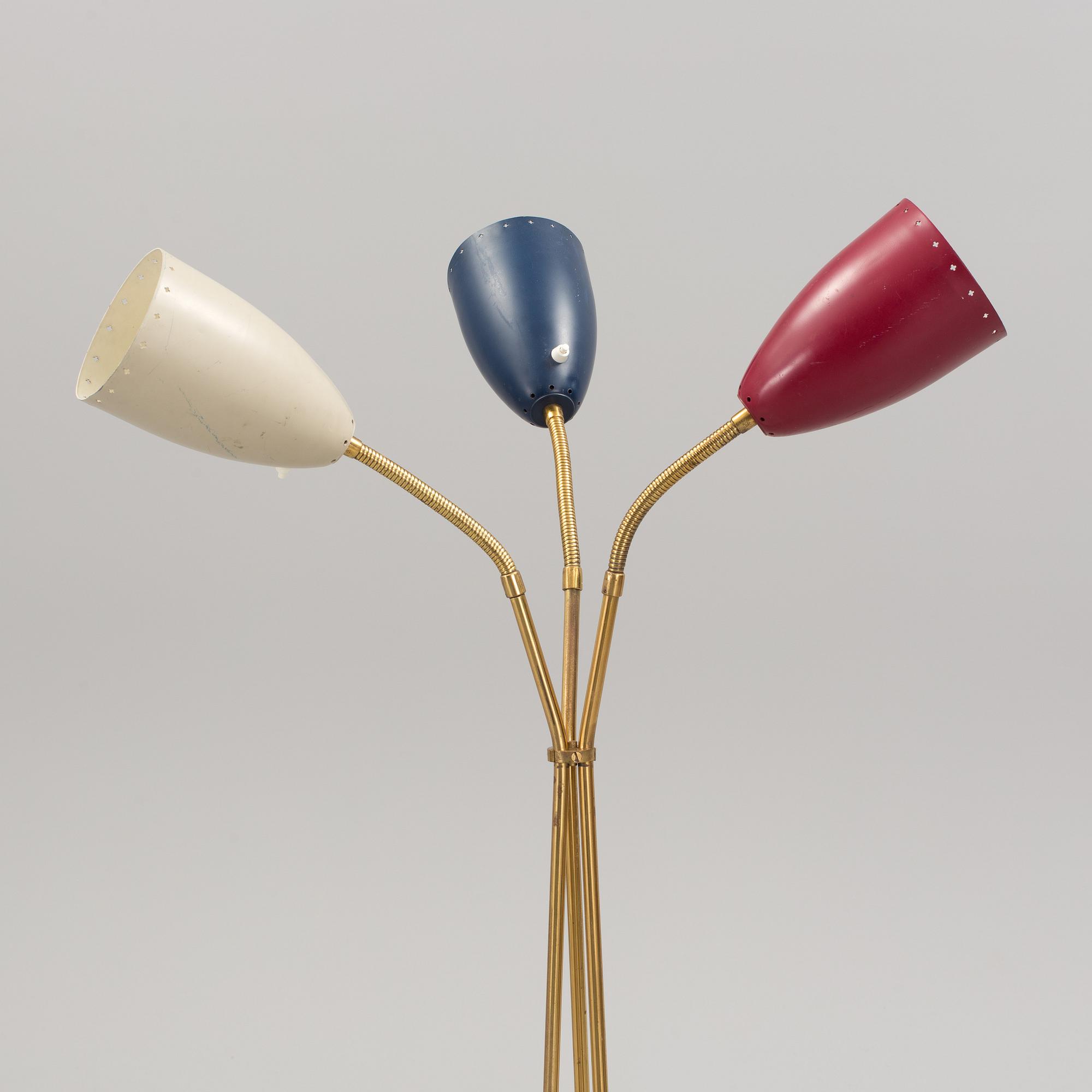 A 1950's standard light.