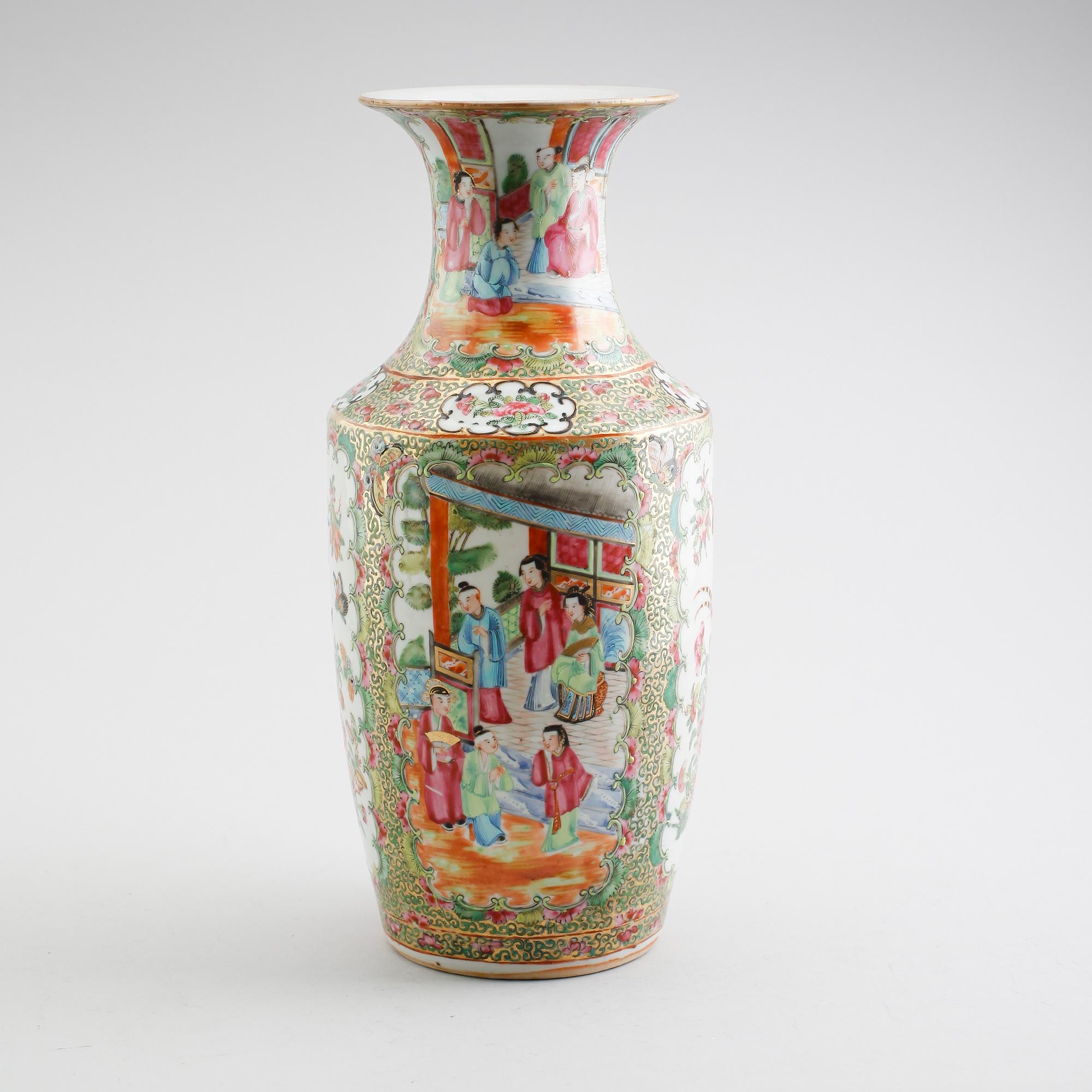 VAS, porslin, Kina, Kanton, 1800-talets mitt.