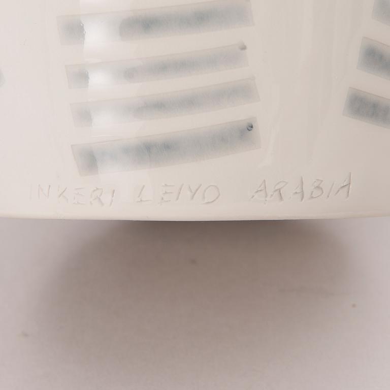 Inkeri Leivo, Urna, porslin, signerad Inkeri Leivo, Arabia.