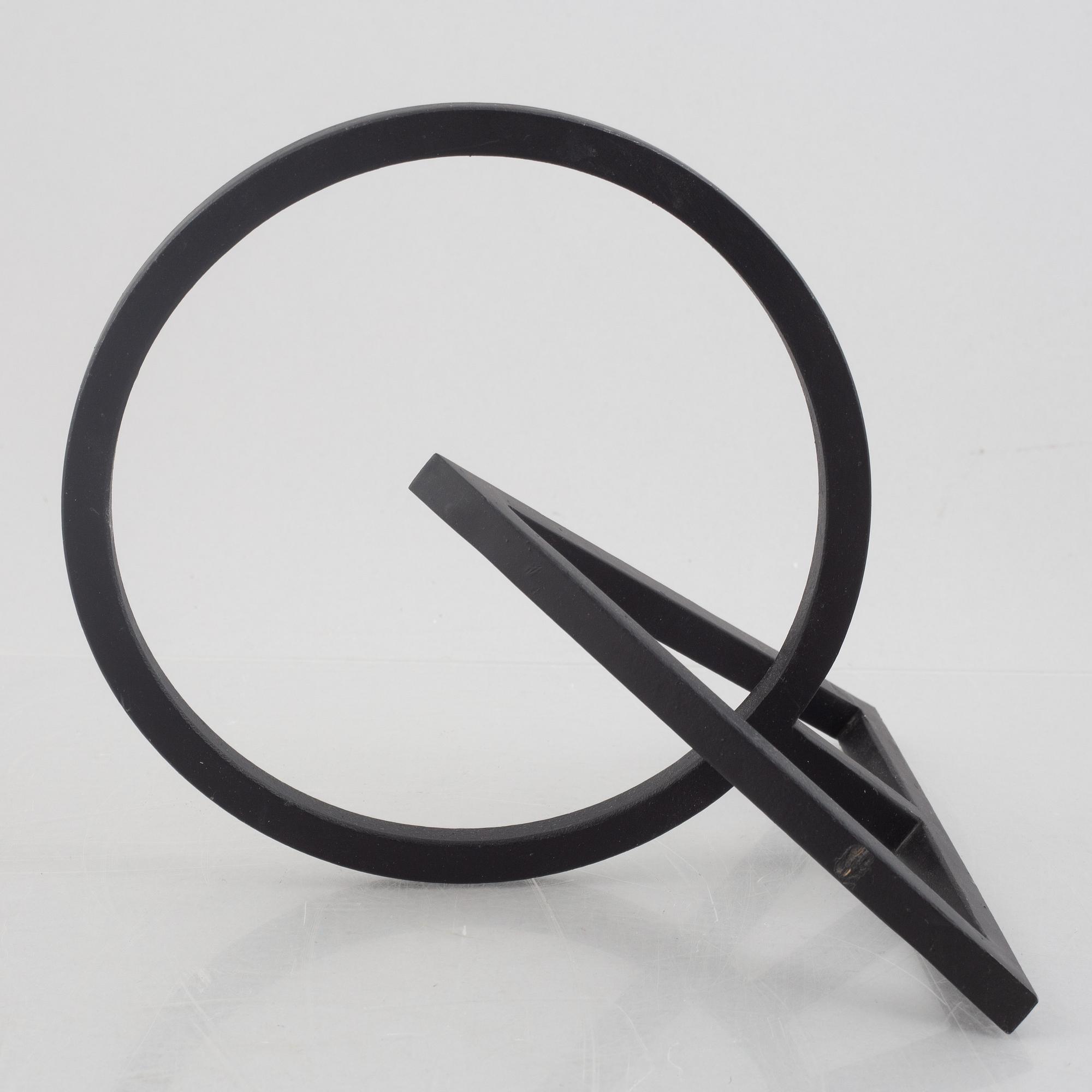 Bertil Herlow Svensson, Circle and Triangle.