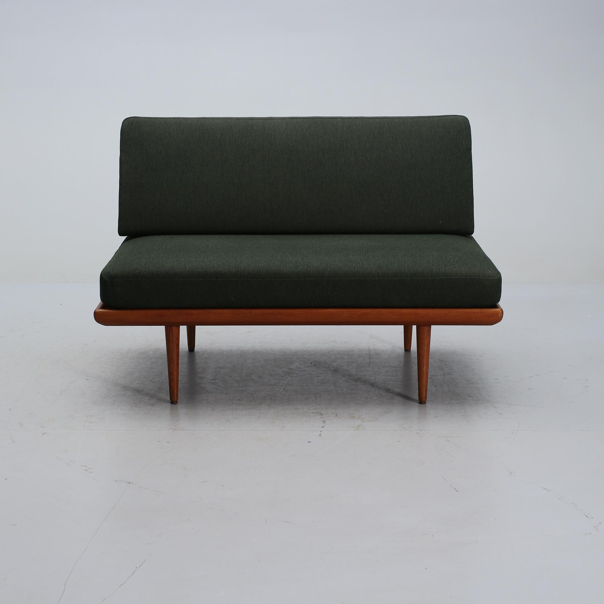 SOFFA, "Minerva", Peter Hvidt och Orla Mölgaard Nielsen, France Daverkosen, 1950/1960-tal.