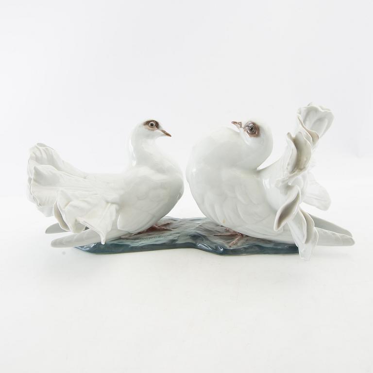 Fritz Heidenreich, Figure Rosenthal Germany 20th century porcelain.