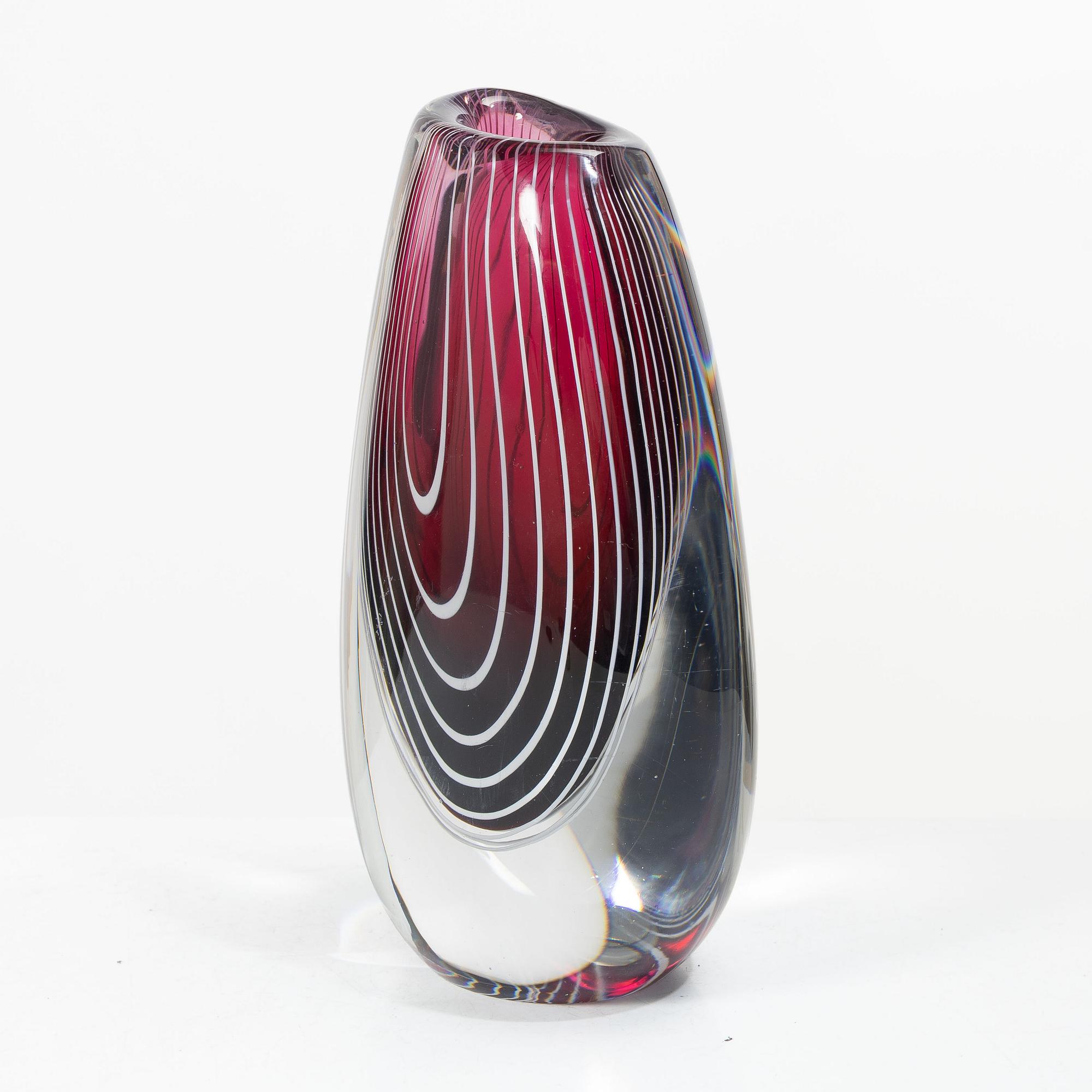 Vicke Lindstrand, vas, glas, Kosta, modell 1114, 1950-tal.