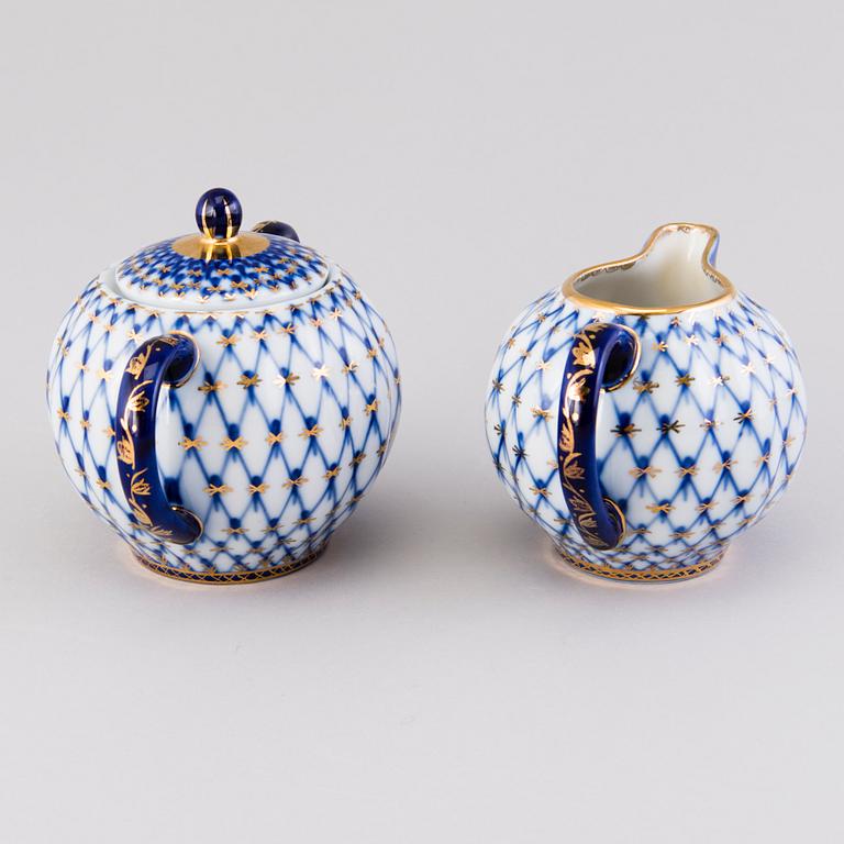 KAFFE- och TESERVIS, 21 delar, porslin, "Cobalt net", Lomonosov, Sovietunionen 1900-talets senare hälft.