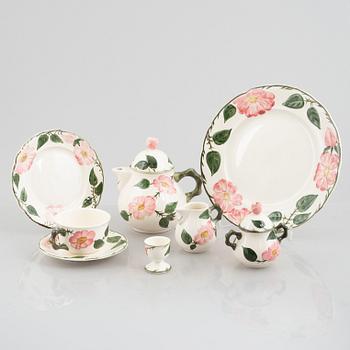 Villeroy & Boch, frukostservis, 27 delar, "Wild Rose", Tyskland.