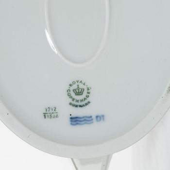 Arnold Krogh, service, 38 pieces, porcelain, "Blue Fan", Royal Copenhagen, Denmark.