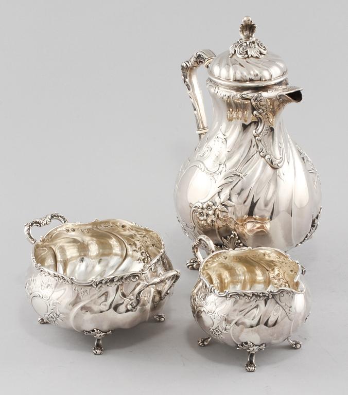 KAFFESERVIS, 3 delar, silver, Michelsen, Köpenhamn, rokokostil,  1921. Vikt 1755 g.