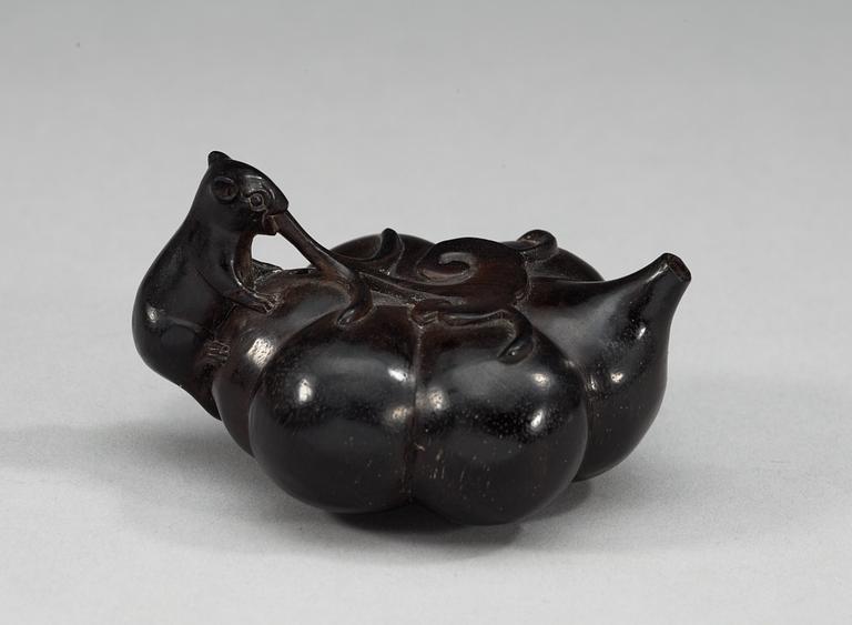 A Zitan water pot, presumably late Qing dynasty.