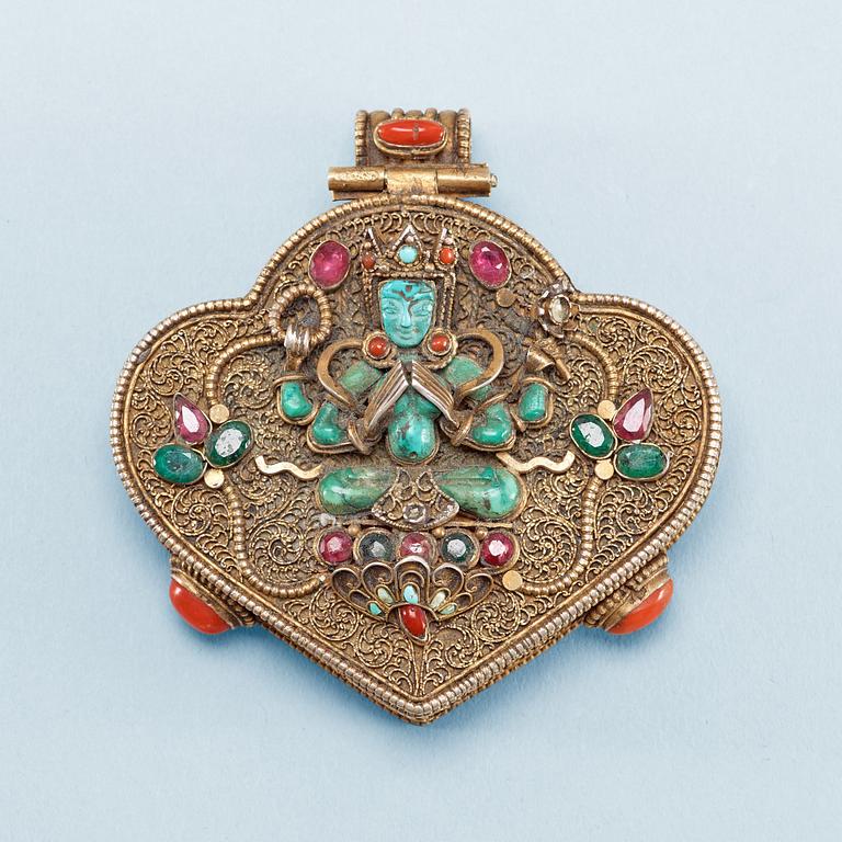 A filigree and jewelled Sinotibetan pendant/box, late 19th Century.