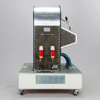 Alvar Gullichsen, "Hot-Spot Non-Standard Orbitizer" & Docent Udo D. Dröppeldorf, Raba Hiff, Bonk Business Inc.