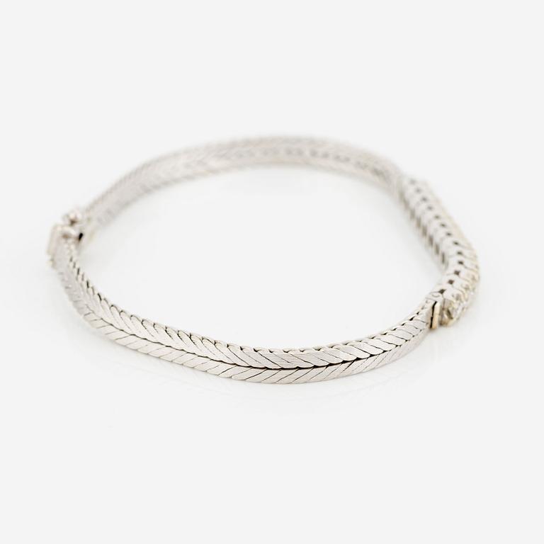 Bracelet in 18K white gold with brilliant-cut diamonds.