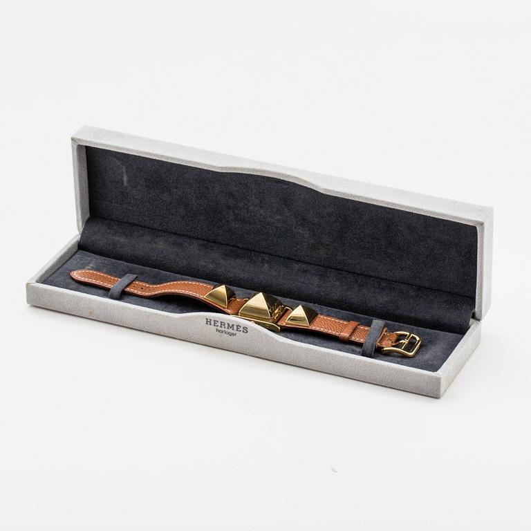 Hermès, Medor, wristwatch, 23 x 32 mm.
