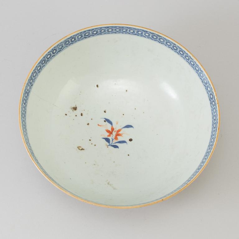 BÅLSKÅL, porslin, Kina, Qianlong (1736-95).