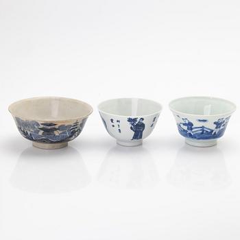 Bowls, 5 pcs, porcelain, China, Qing dynasty, 19th/20th century.