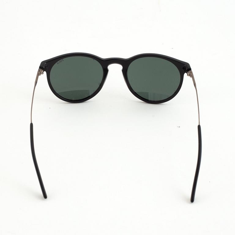 Ralph Lauren Polo, a pair of sunglasses.