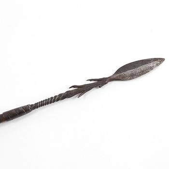 SPJUT SAMT KNIV, Bl.a Nordafrika, 1900-tal.