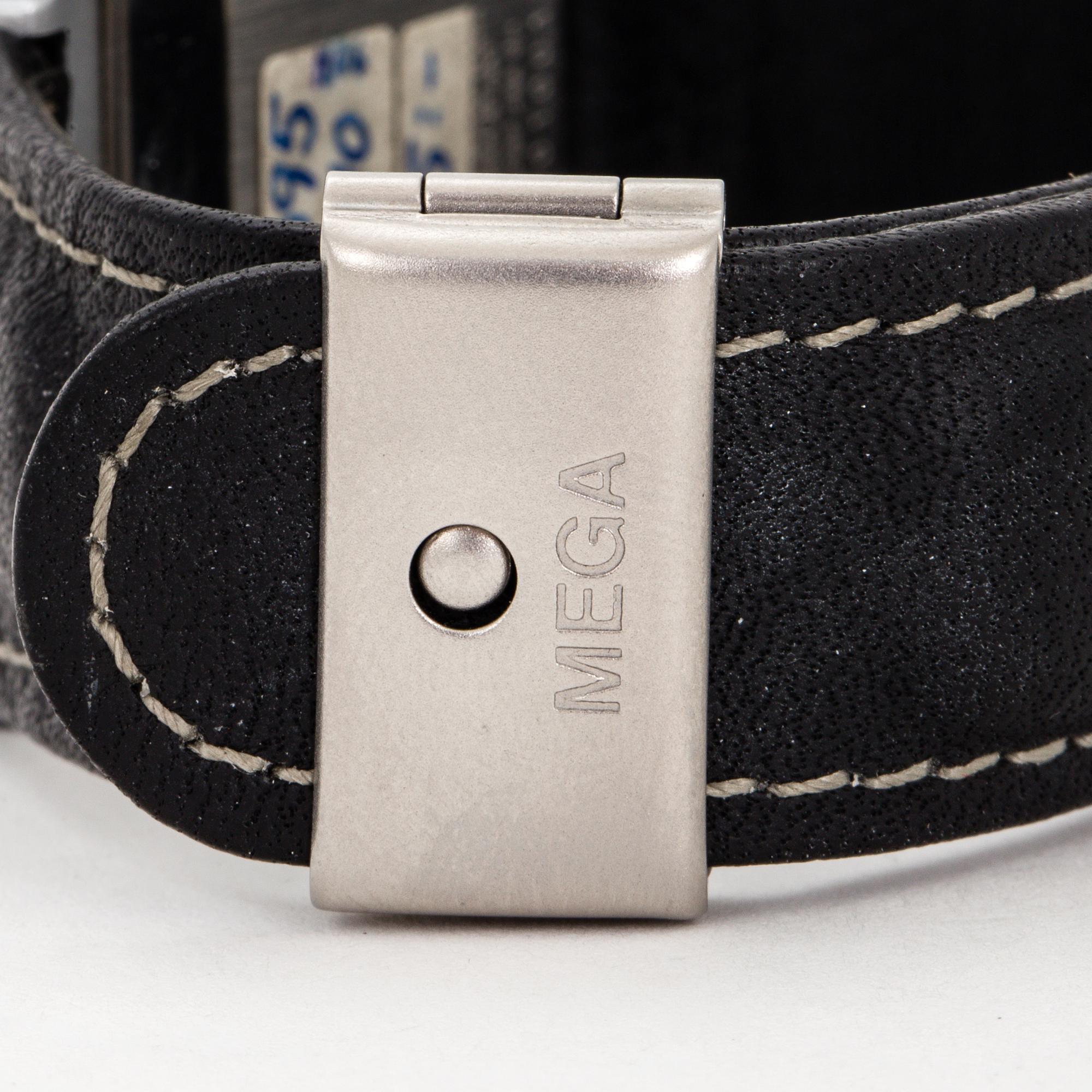 JUNGHANS, Mega 1, wristwatch, 43 x 33 mm.