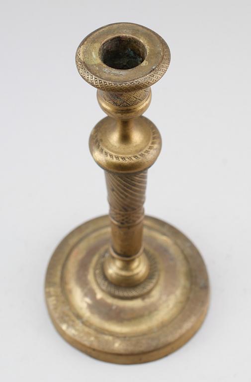 LJUSSTAKE, förgylld mässing, empire, 1800-talets första hälft.