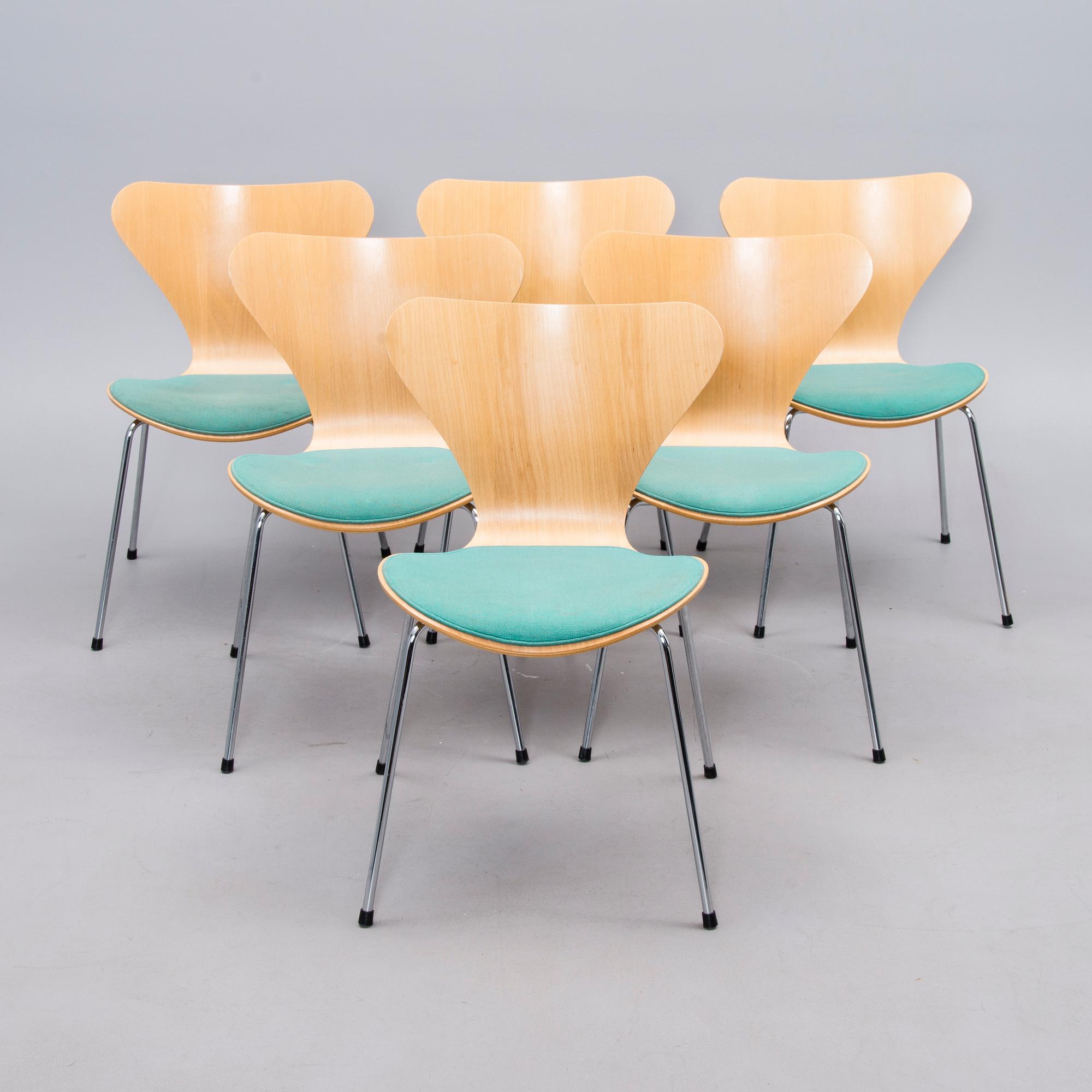 STOLAR, 6 st, "Sjuan", Arne Jacobsen, Fritz Hansen, 1991.