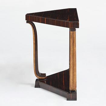Axel Einar Hjorth, konsolbord "Louis", Nordiska Kompaniet, Stockholm 1928.