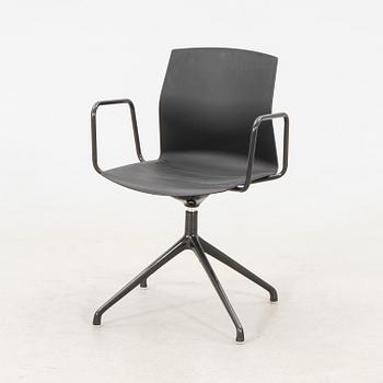 Desk Chair "Gorka Swivel" Akaba.