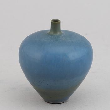 Four miniature vases and bowl by Berndt Friberg, Gustavsberg, 1958-1972.