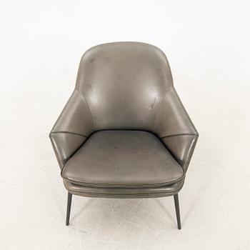 "Hug" armchair by Wendelbo, contemporary design by 365 North.