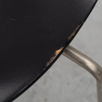 Arne Jacobsen, six 'Ant' chairs, Fritz Hansen, Denmark, 1950s/60s.