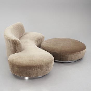 Vladimir Kagan, a "Serpentine" sofa with ottoman, New York Collection (Club House Italia), Italy post 1999.