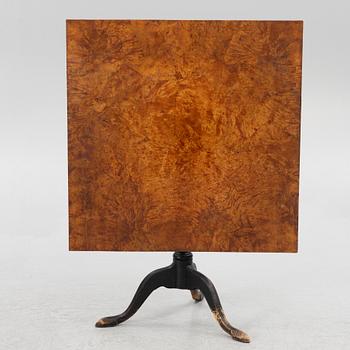 A folding table by Lars Erik Lindell (master in Köping, Sweden 1818-1843).