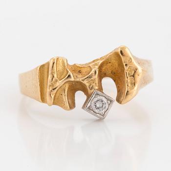 A Lapponia 18K gold and diamond ring. 1984.