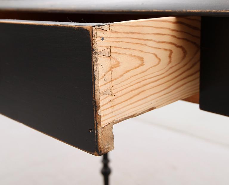 SKRIVBORD, omkring år 1900.