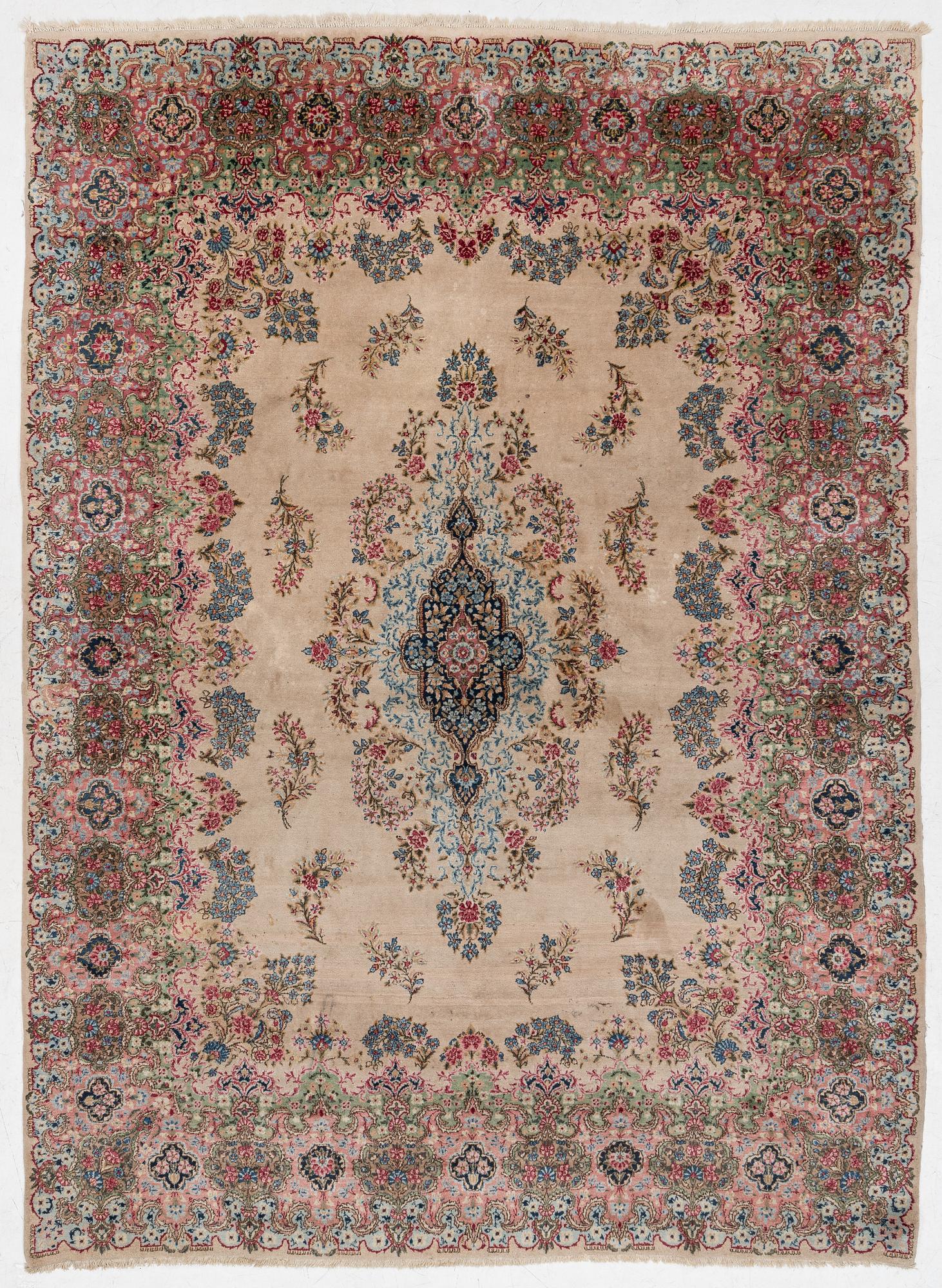 Carpet, Kriman, approx. 370 x 215 cm.