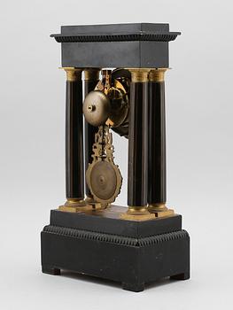 BORDSPENDYL, senempire, 1800-talets mitt.