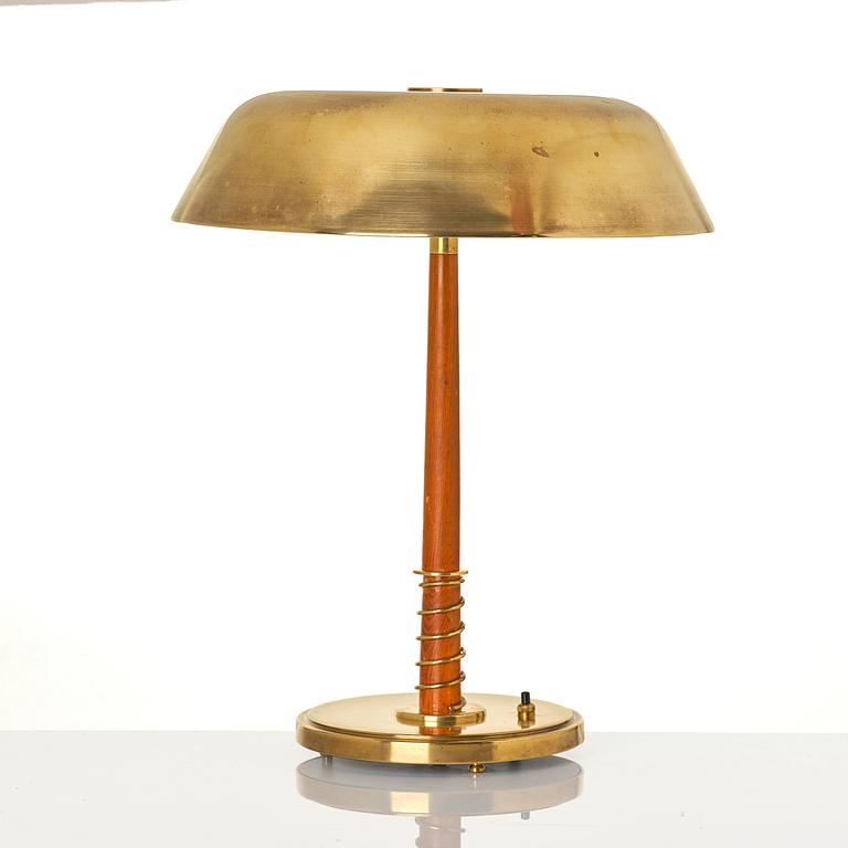 Harald Notini, a table lamp model "15441", Arvid Böhlmarks Lampfabrik, Stockholm, 1940s.