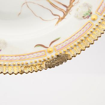 Royal Copenhagen, Plates, six pieces, (Hausmålerai), 1950s.
