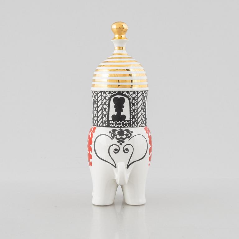 Lisa Larson, figurin, stengods, "Elefant" ur serien "Traffic", Gustavsberg 1971-73.