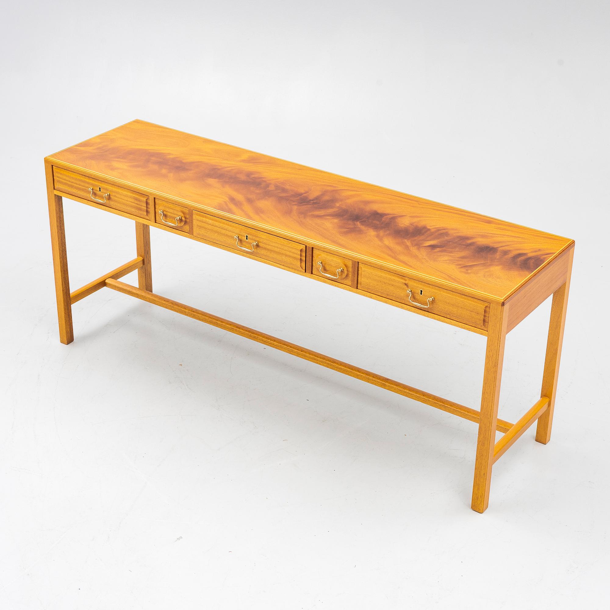 Josef Frank, sideboard, model B821, Svenskt Tenn, post 1985.