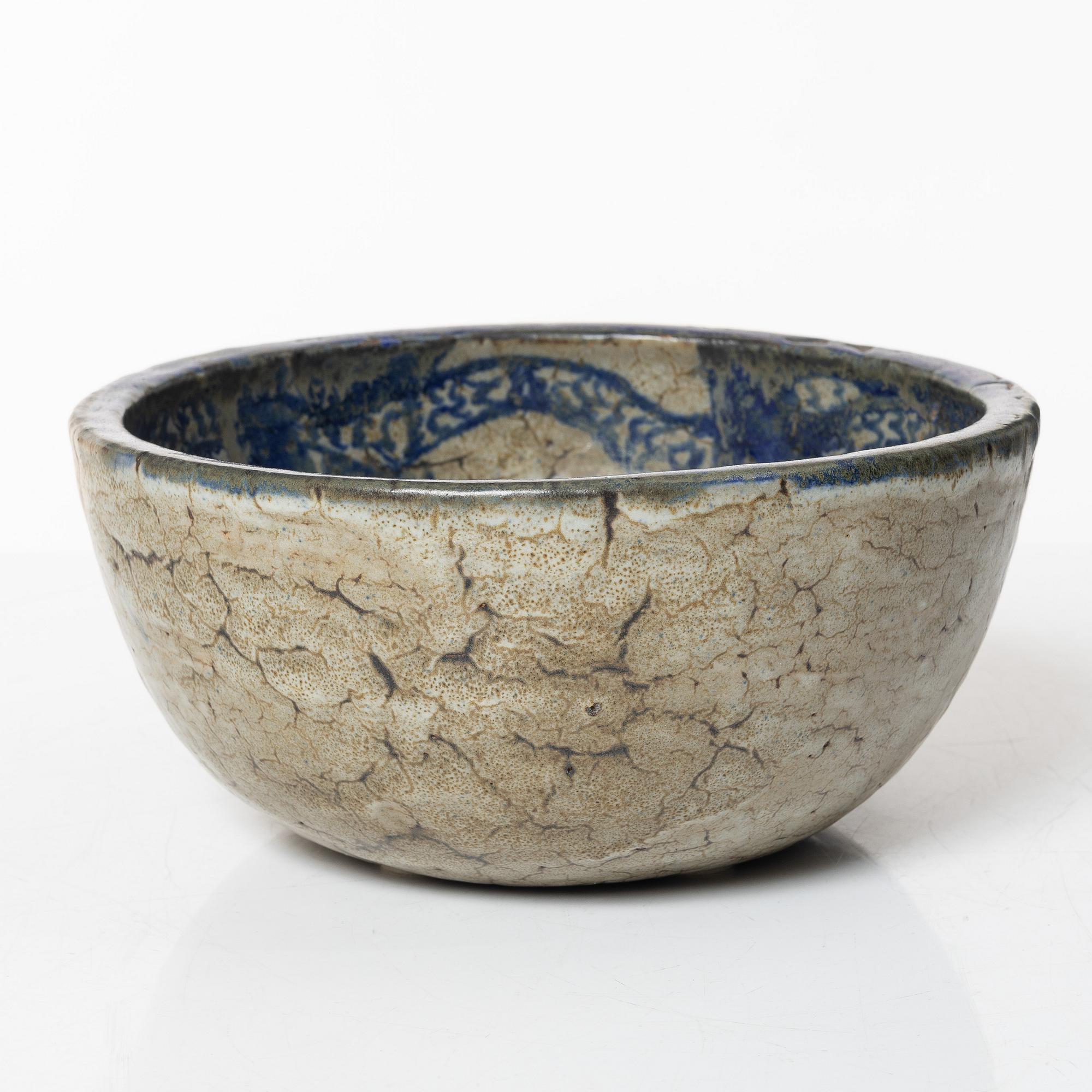 Åke Holm, skål, signerad.