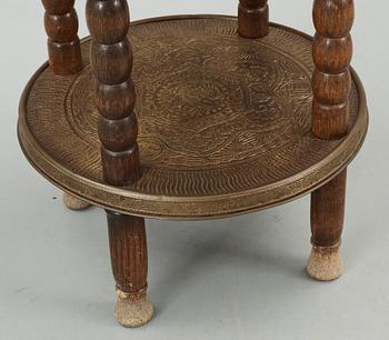 RÖKBORD, orientaliskt, 1900-tal.