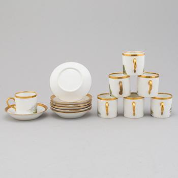 7 empire porcelaine coffee cups, early 19th century.
