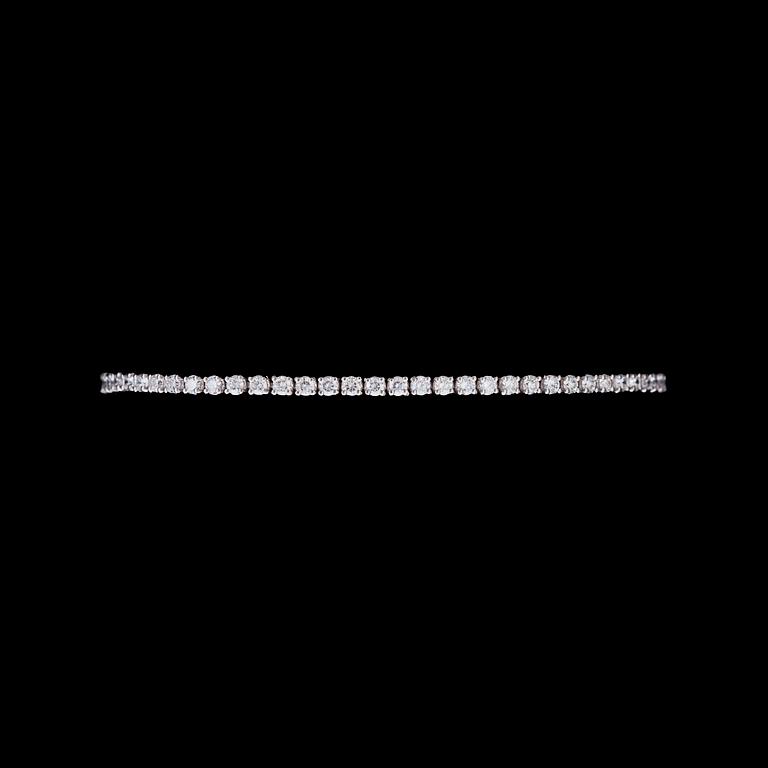 A brilliant cut diamond bracelet, tot. app. 2.35 cts.